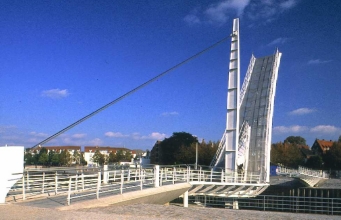 Bascule bridges - Moveable footbridge, Vegesack, Germany